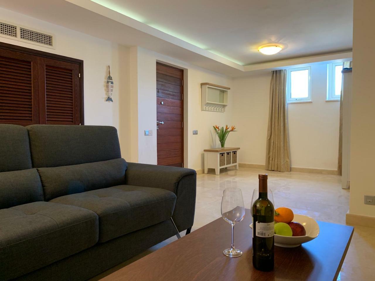 Beach Villa Olivia Neo Chorio Exterior photo